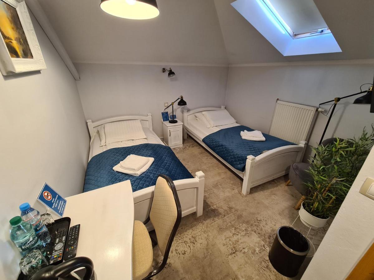 Hotel Staropolska โทมาสโชว ลูเบลสกี ภายนอก รูปภาพ