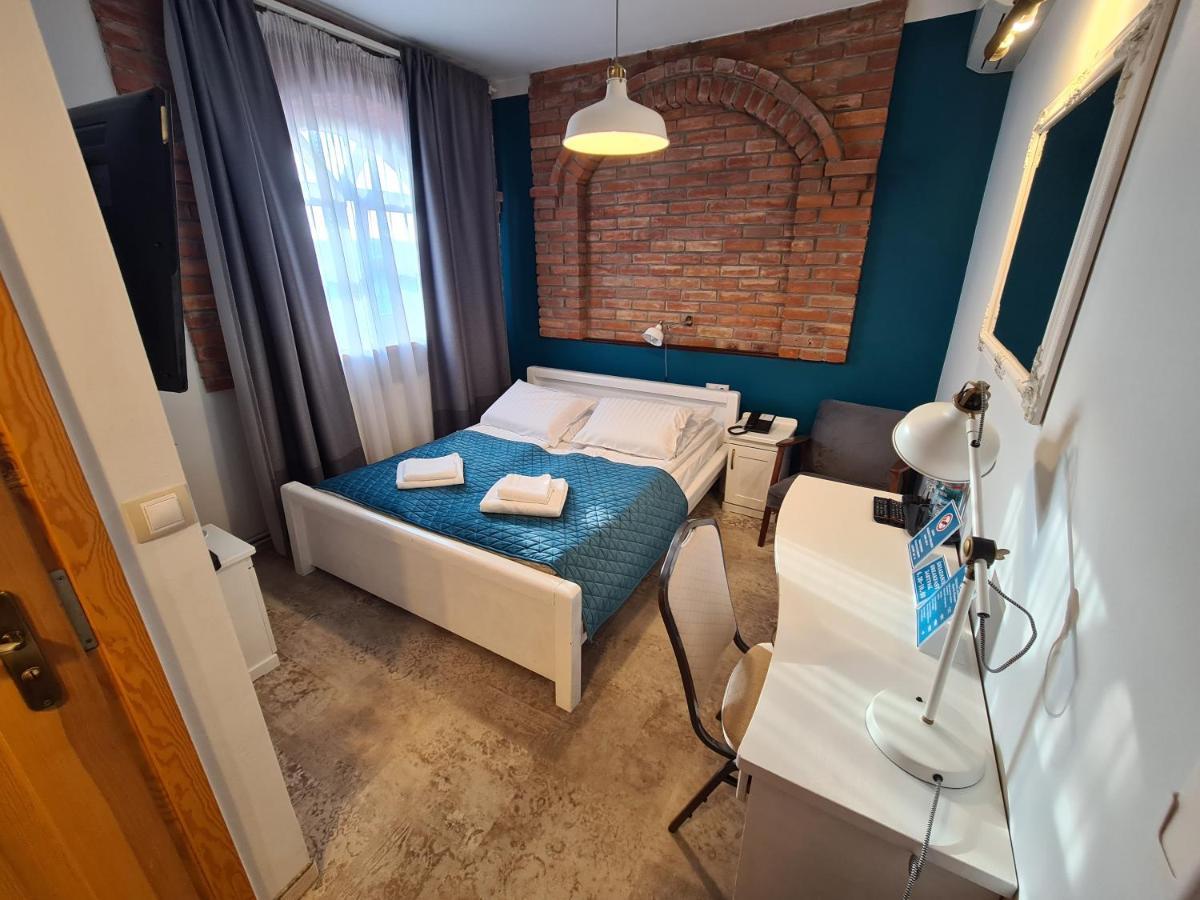 Hotel Staropolska โทมาสโชว ลูเบลสกี ภายนอก รูปภาพ
