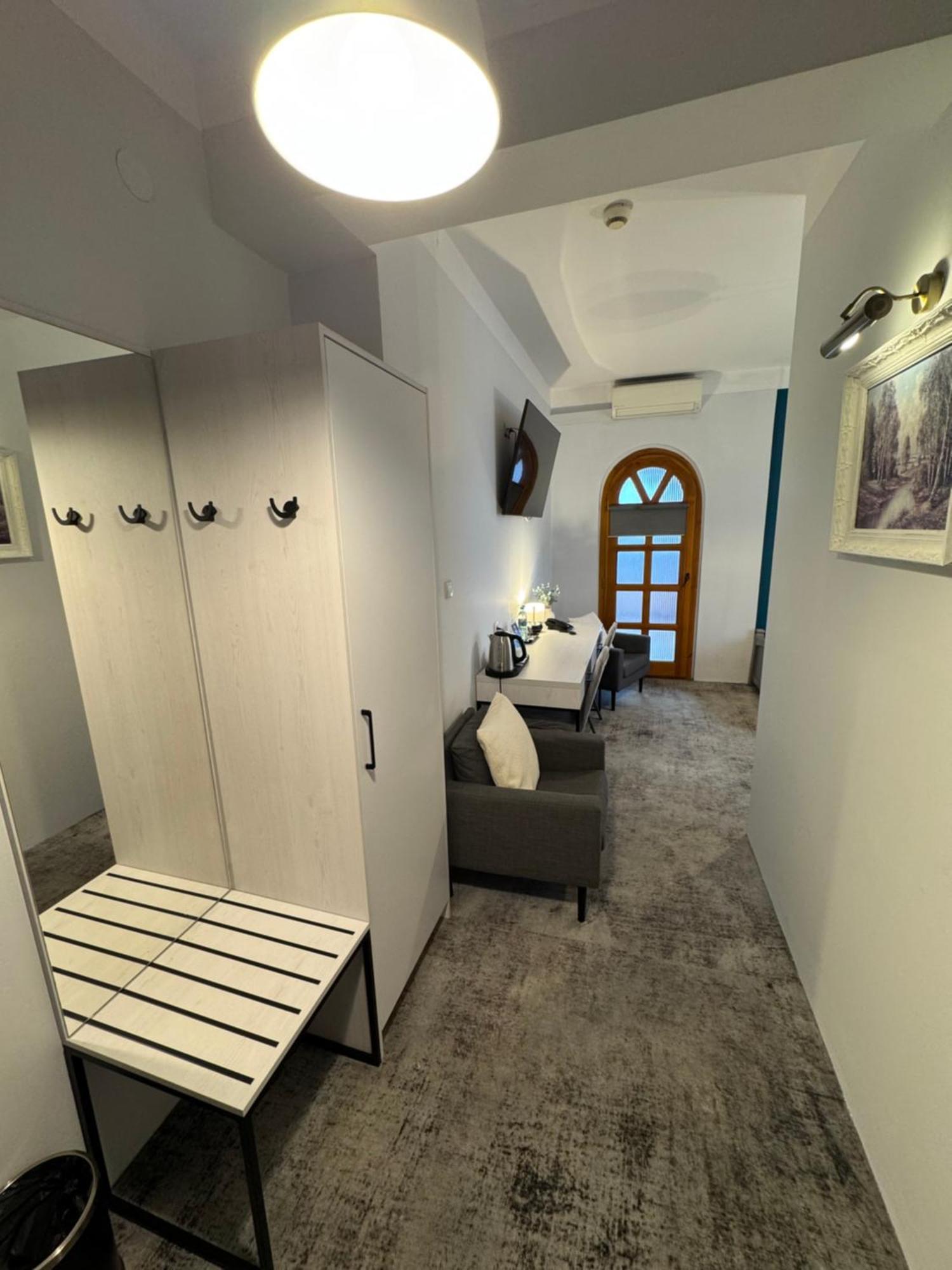 Hotel Staropolska โทมาสโชว ลูเบลสกี ภายนอก รูปภาพ