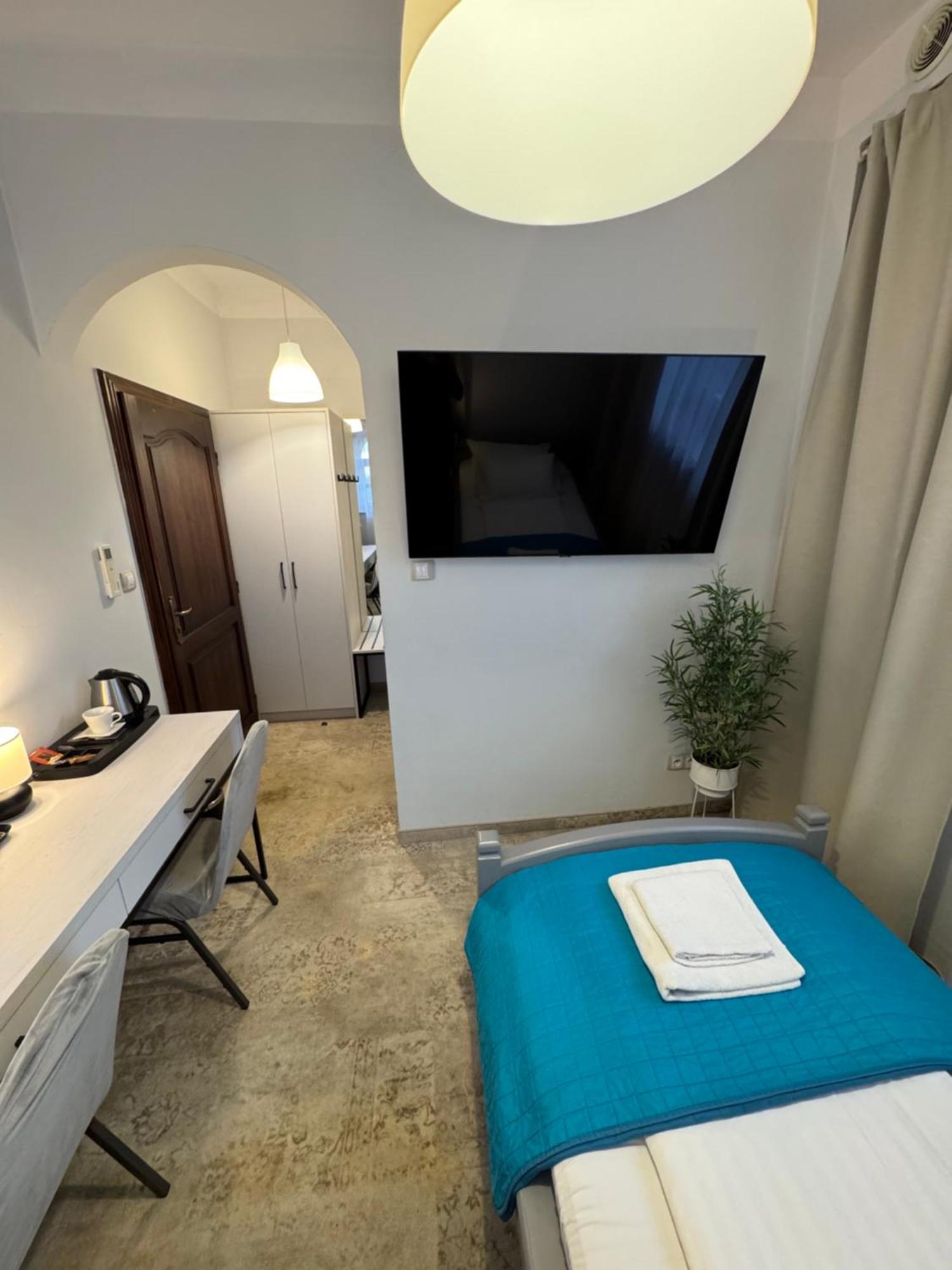 Hotel Staropolska โทมาสโชว ลูเบลสกี ภายนอก รูปภาพ